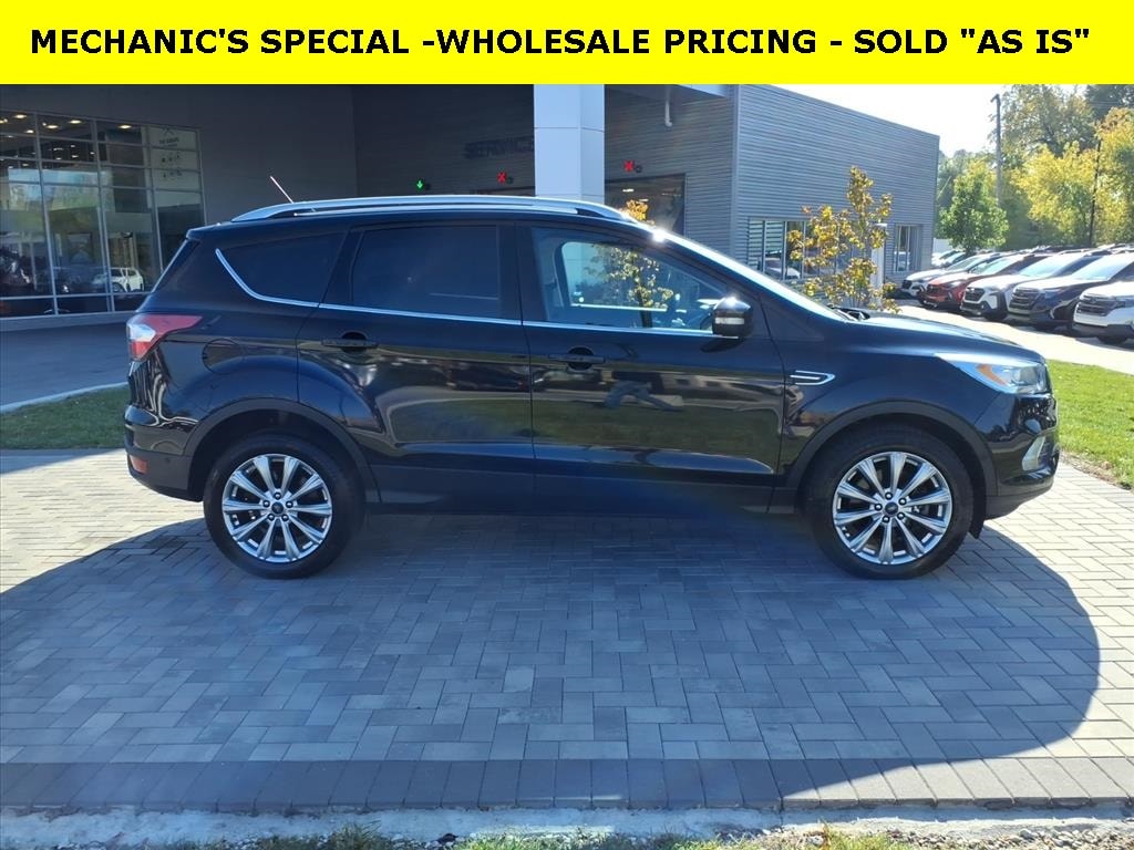 Used 2018 Ford Escape Titanium with VIN 1FMCU9J9XJUA12729 for sale in Evergreen Park, IL