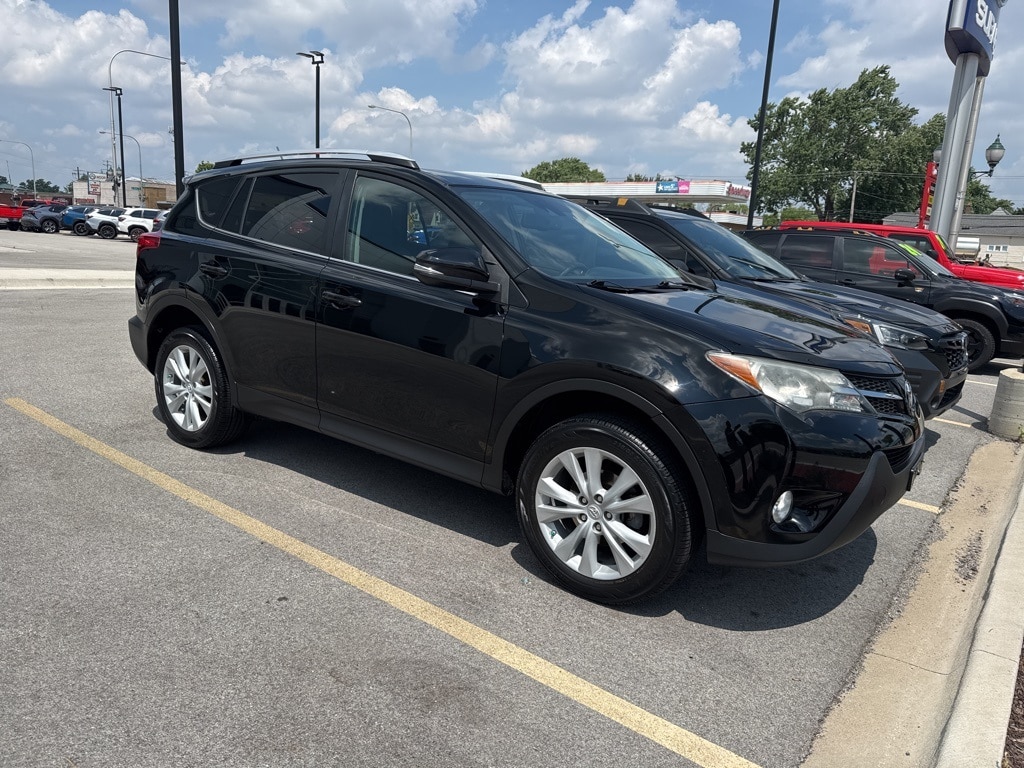 Used 2015 Toyota RAV4 Limited with VIN 2T3DFREV2FW359492 for sale in Evergreen Park, IL