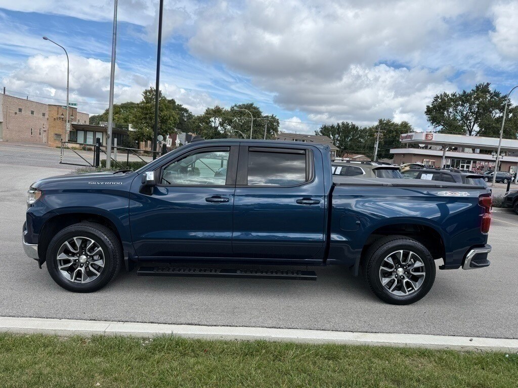 Used 2022 Chevrolet Silverado 1500 LT Truck Crew Cab