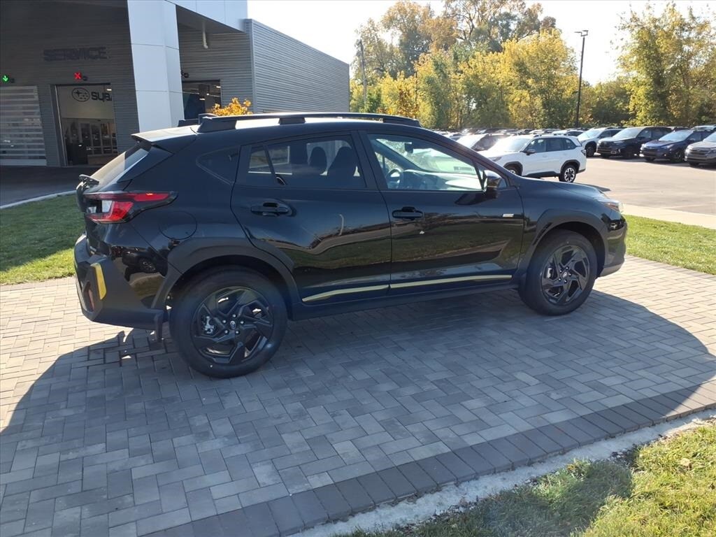 2025 Subaru Crosstrek Sport photo 3