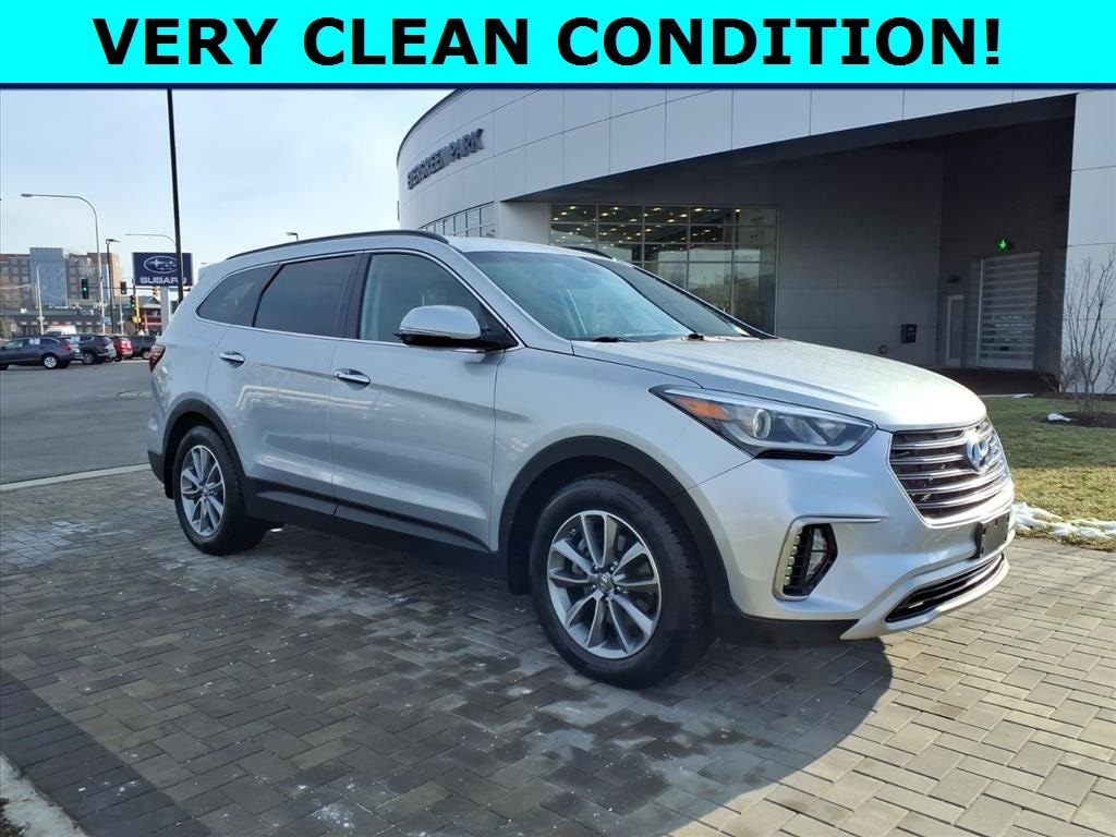 2018 Hyundai Santa Fe SE's photo
