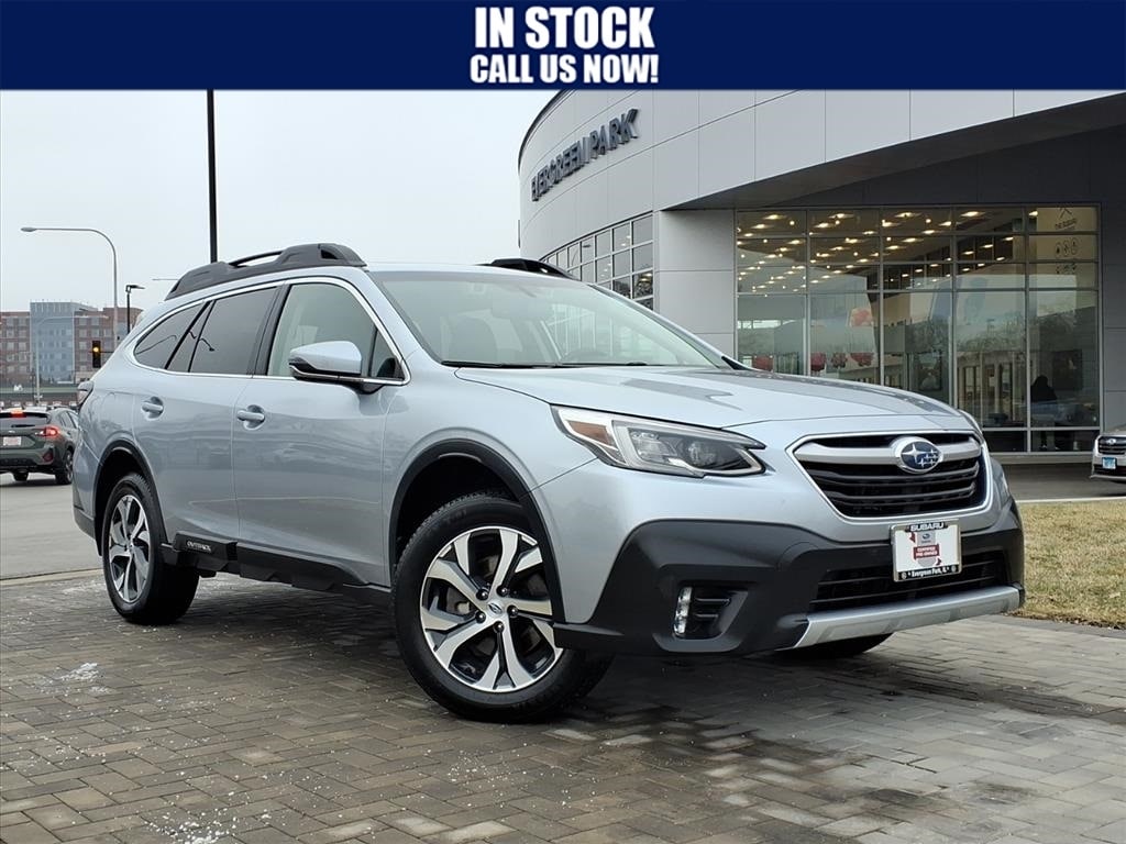 2022 Subaru Outback Limited's photo