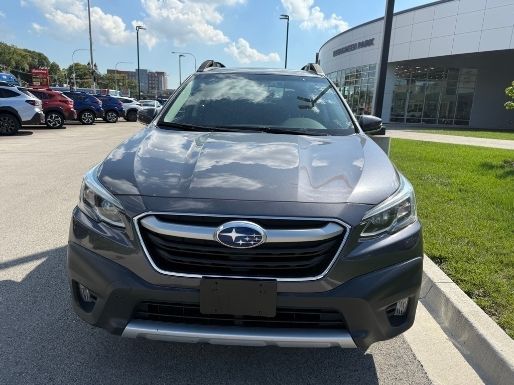 Used 2020 Subaru Outback Limited with VIN 4S4BTALC7L3217006 for sale in Evergreen Park, IL