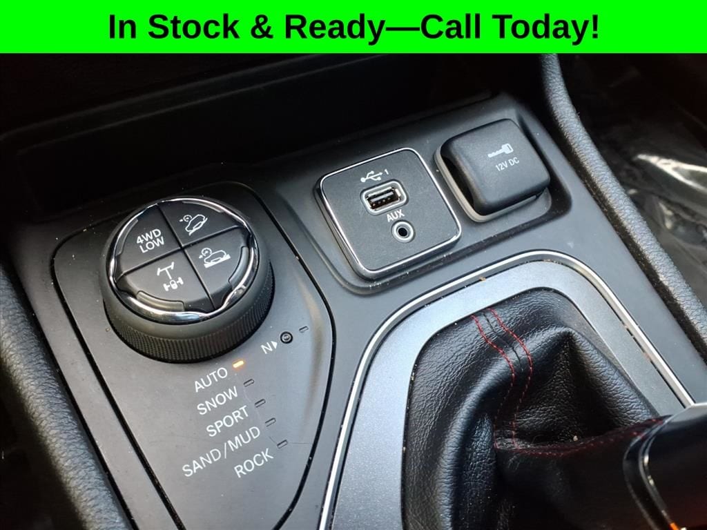 2021 Jeep Cherokee Trailhawk - Photo 12
