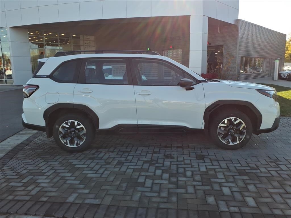 2026 Subaru Forester Base photo 2