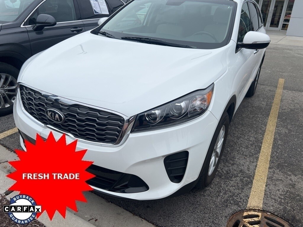 2020 Kia Sorento LX's photo