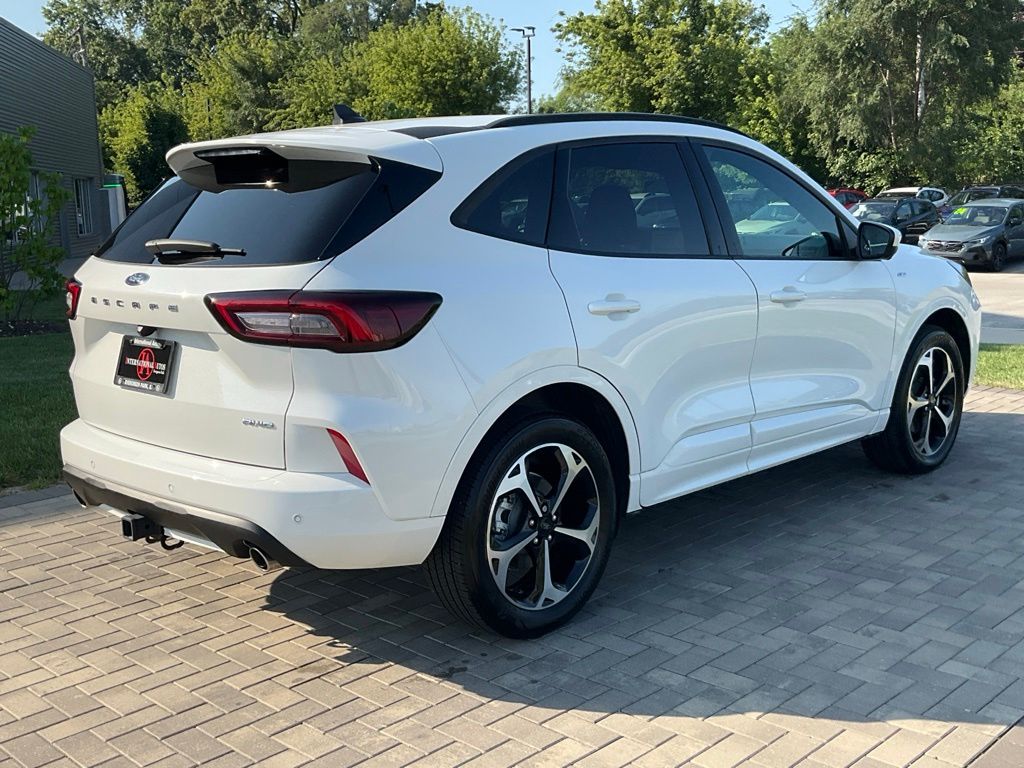 Used 2024 Ford Escape ST-Line Select SUV