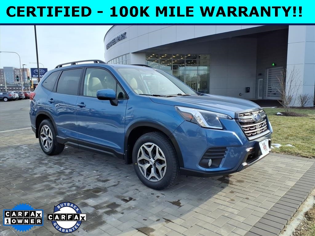 2022 Subaru Forester Premium's photo