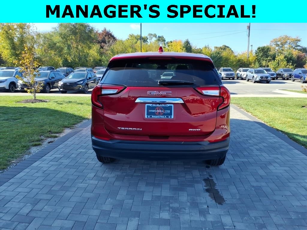 Used 2024 GMC Terrain SLE SUV