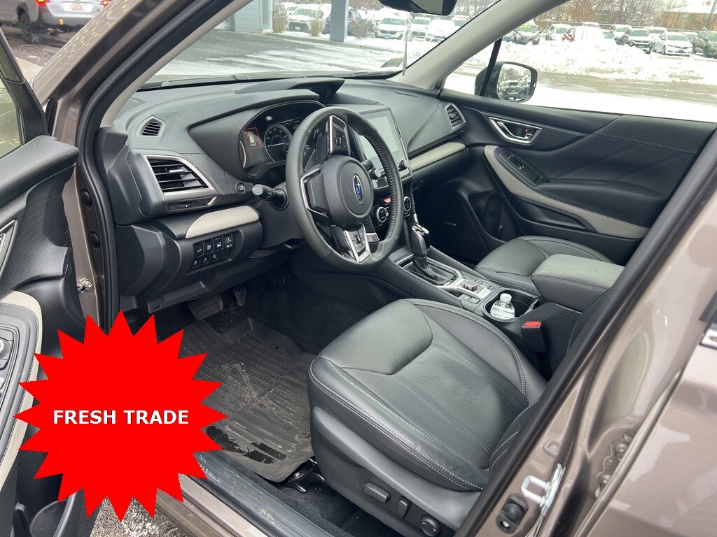 2024 Subaru Forester Limited photo 2