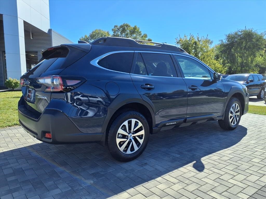 2025 Subaru Outback Premium photo 2