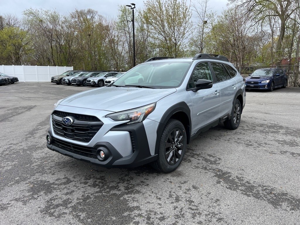 2025 Subaru Outback Onyx Edition photo 3