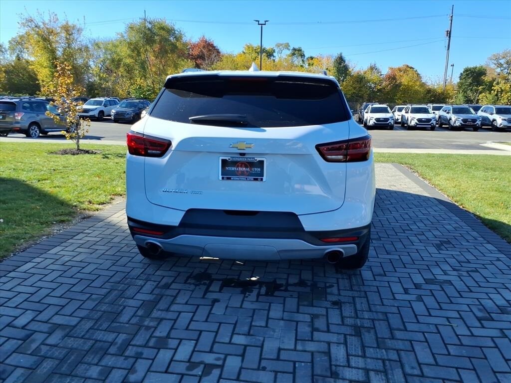 2023 Chevrolet Blazer 2LT photo 3