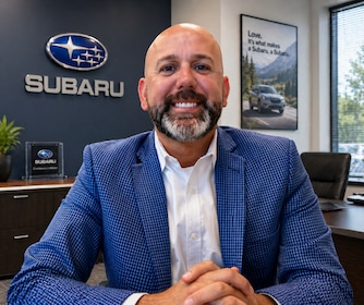 Staff member Carlos Uribe from ID_7cc06f996547