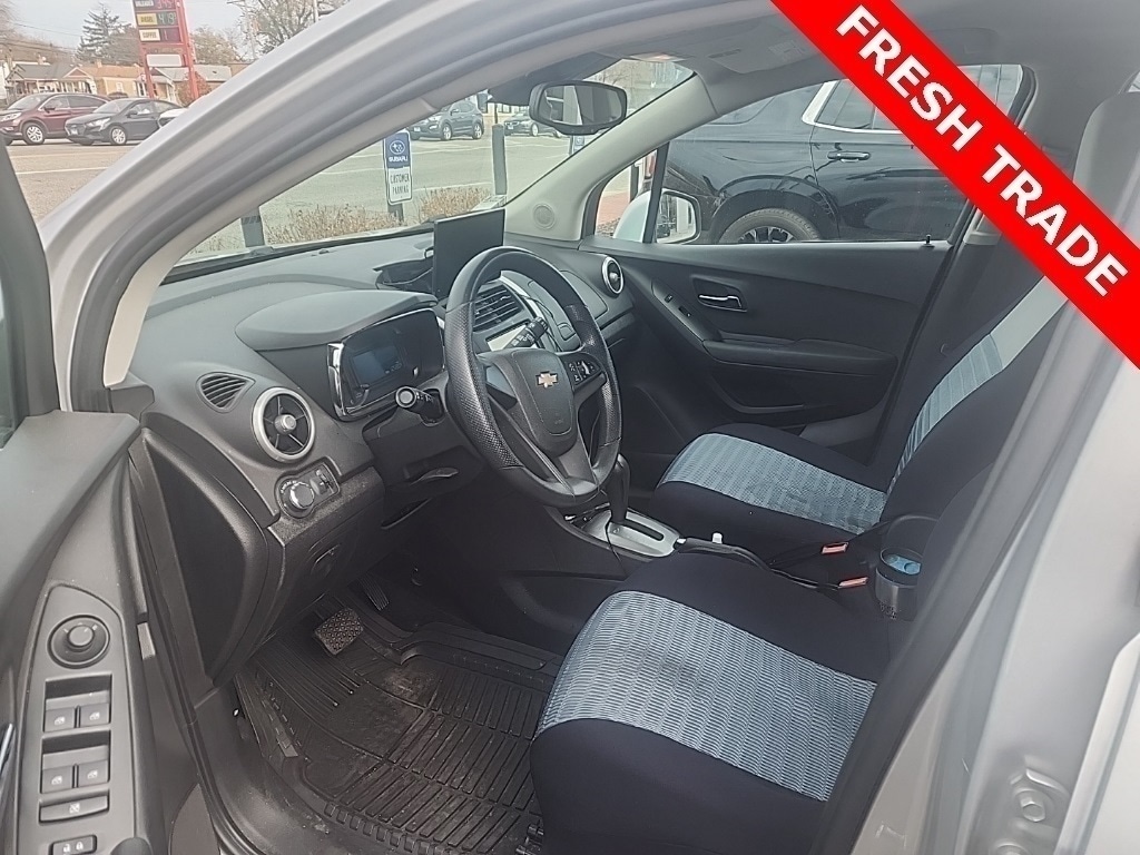 Used 2016 Chevrolet Trax LS SUV