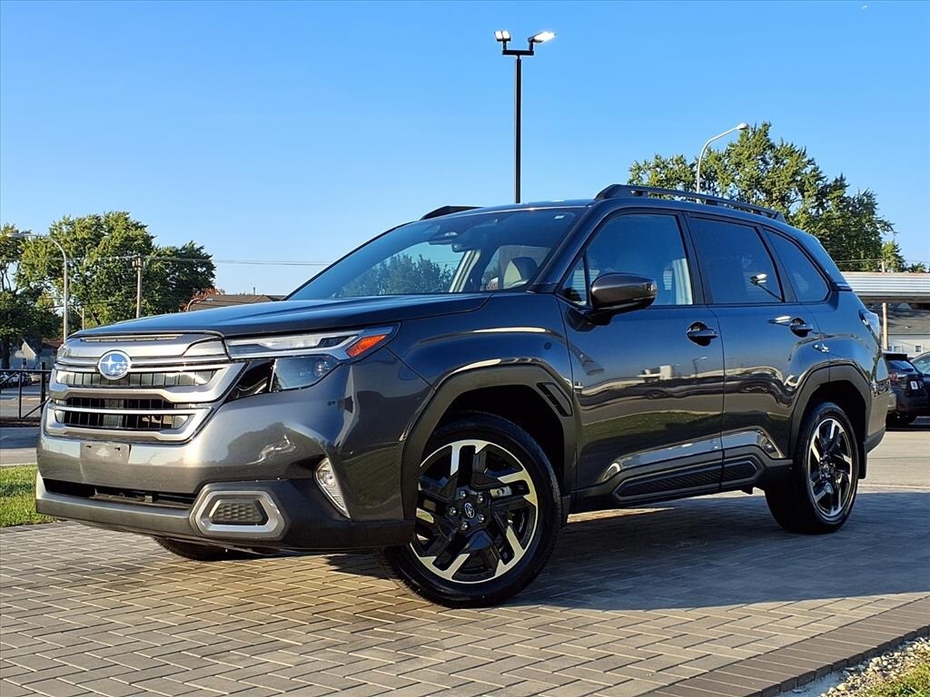 2025 Subaru Forester Limited photo 2