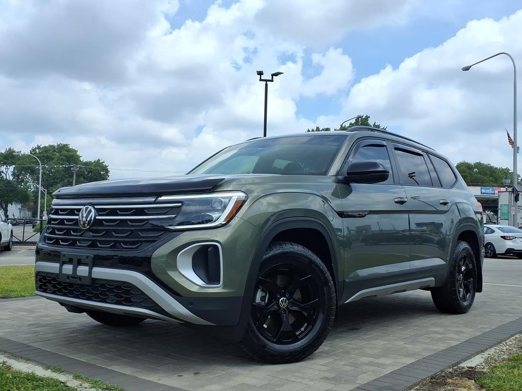 Used 2026 Volkswagen Atlas 2.0T Peak Edition SUV