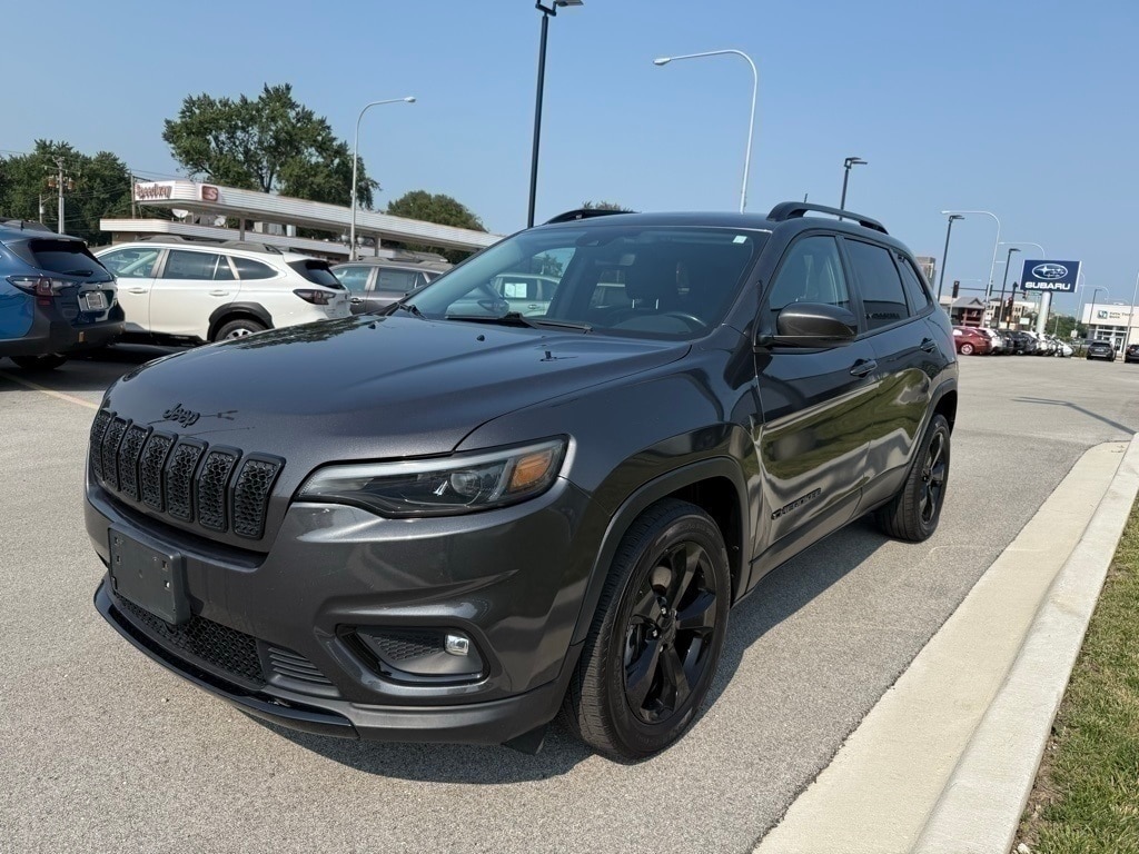 Used 2021 Jeep Cherokee Altitude with VIN 1C4PJLLBXMD173825 for sale in Evergreen Park, IL