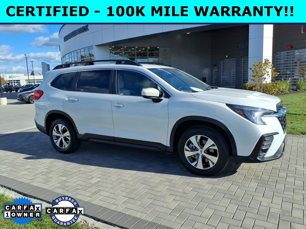 2025 Subaru Ascent Premium's photo