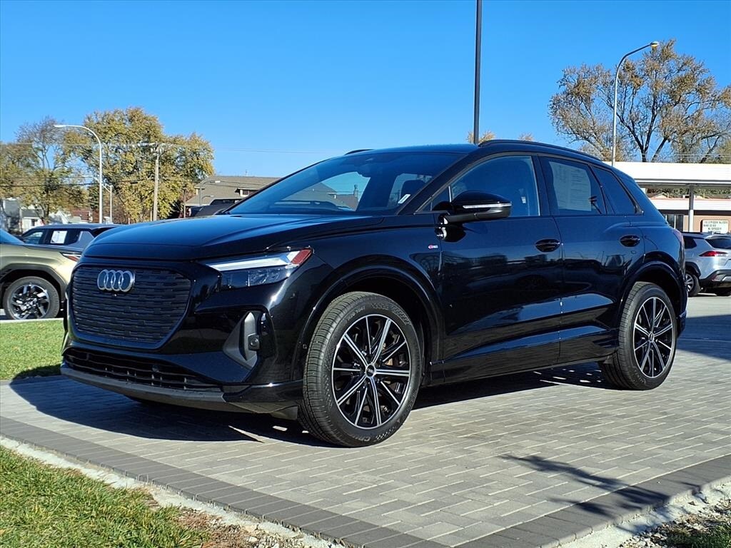 2022 Audi Q4 E-tron 50 Premium photo 3