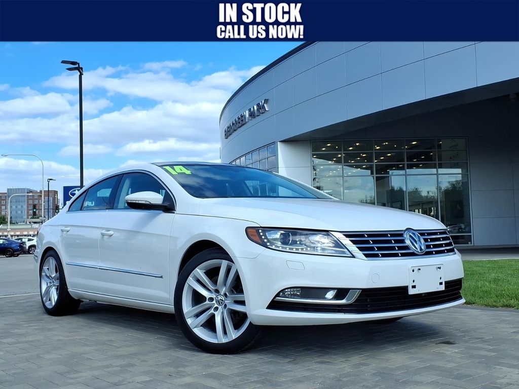 2014 Volkswagen CC 2.0T Executive DSG's photo