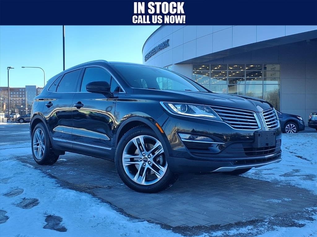 2015 Lincoln MKC Base's photo