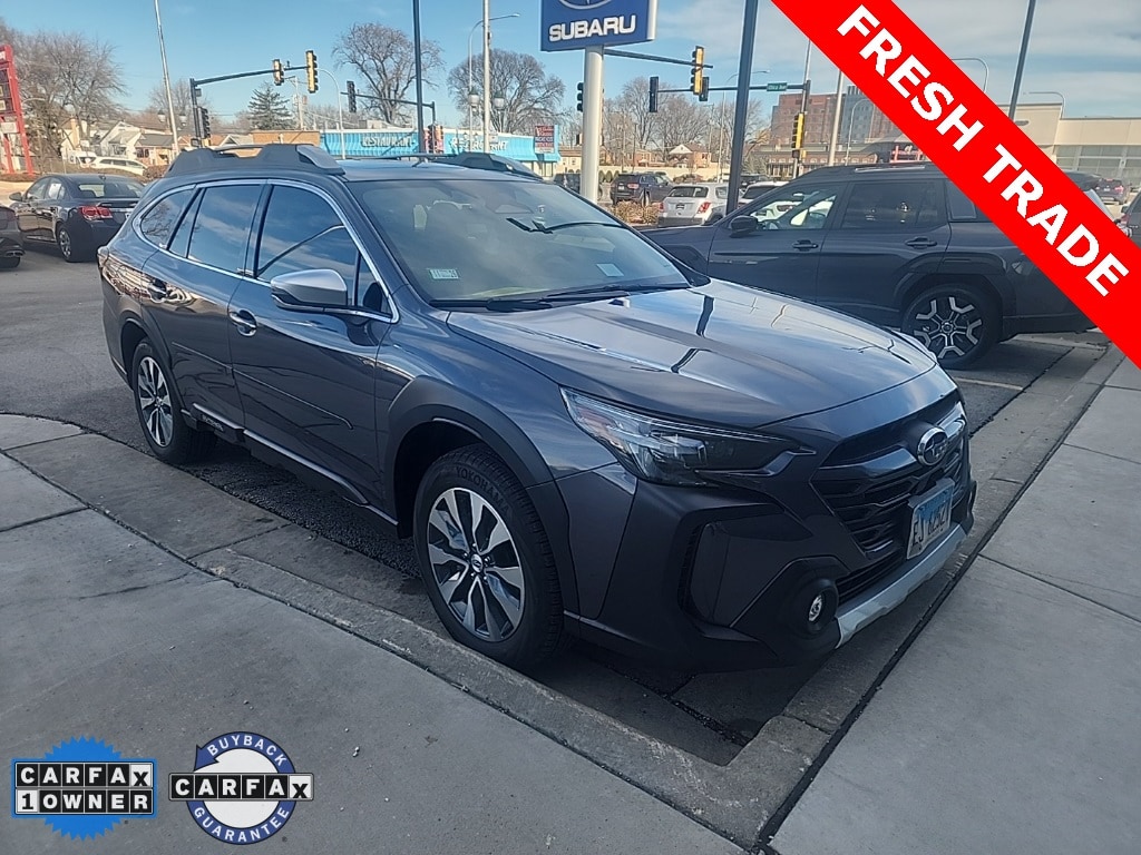 2024 Subaru Outback Touring's photo