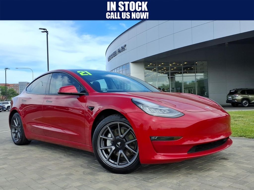 2021 Tesla Model 3 Long Range Dual Motor All-Wheel Drive's photo