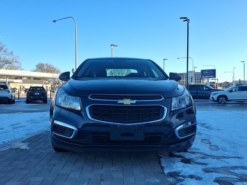 Used 2015 Chevrolet Cruze LS with VIN 1G1PA5SH6F7226581 for sale in Evergreen Park, IL