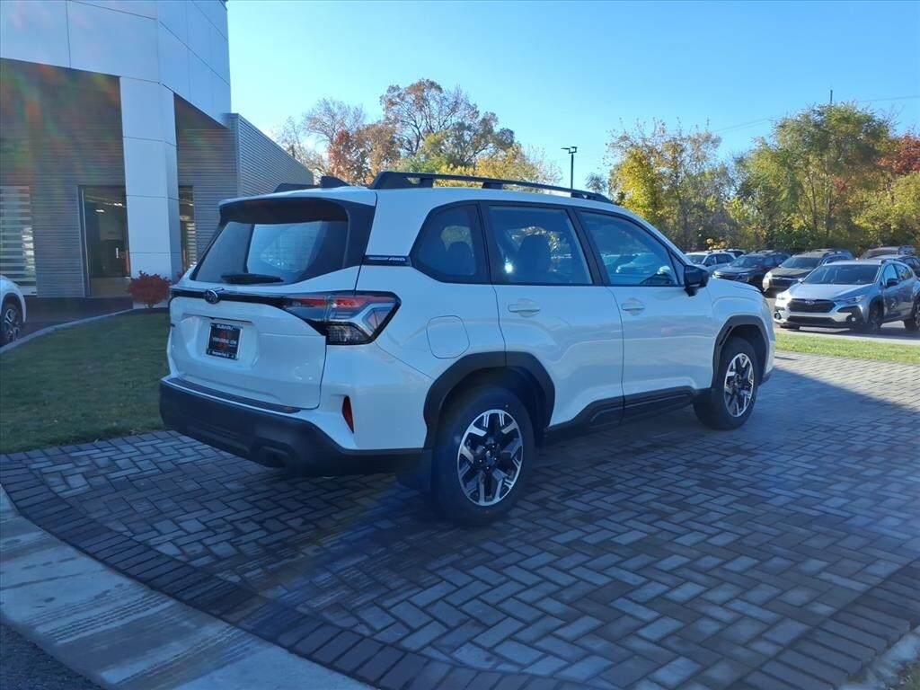 2026 Subaru Forester Base photo 3