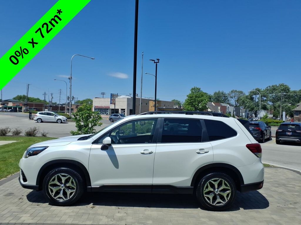 New 2024 Subaru Forester Premium SUV