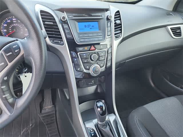Thumbnail: 2016 Hyundai Elantra - 23