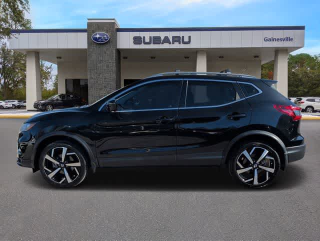 Thumbnail: 2022 Nissan Rogue Sport - 3