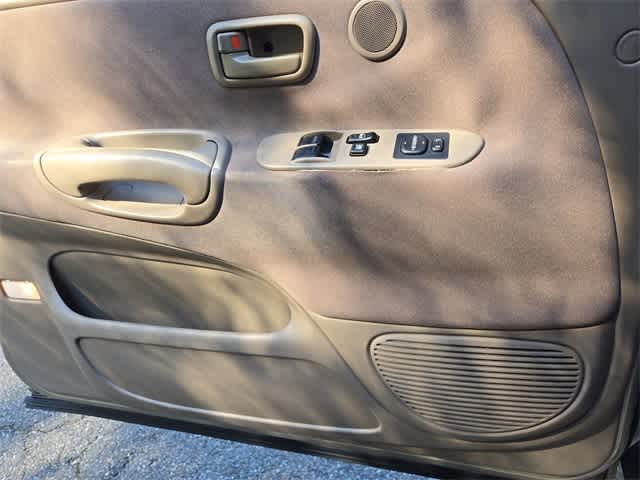 Thumbnail: 2003 Toyota Tundra - 28