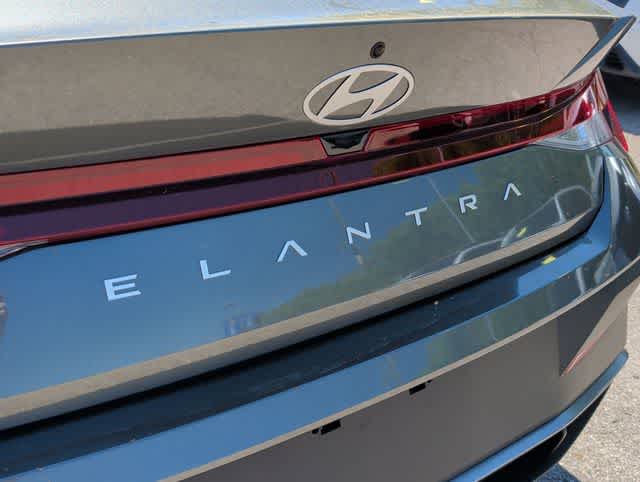 Thumbnail: 2025 Hyundai Elantra - 11