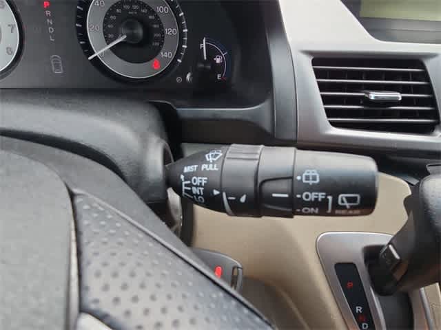 Thumbnail: 2011 Honda Odyssey - 24