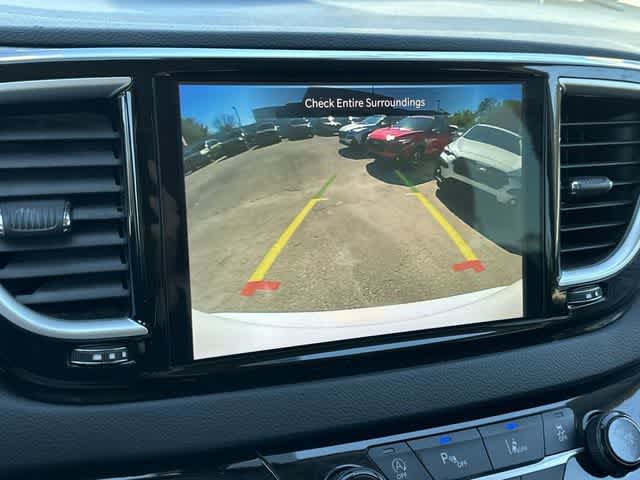 Thumbnail: 2024 Chrysler Pacifica - 24