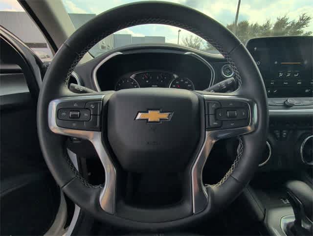 Thumbnail: 2023 Chevrolet Blazer - 18