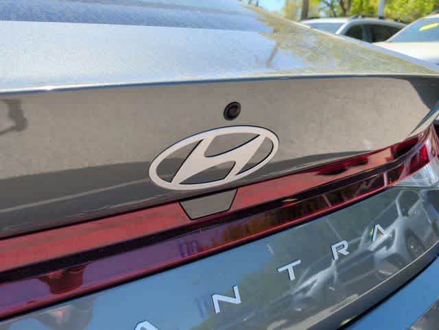 Thumbnail: 2025 Hyundai Elantra - 10