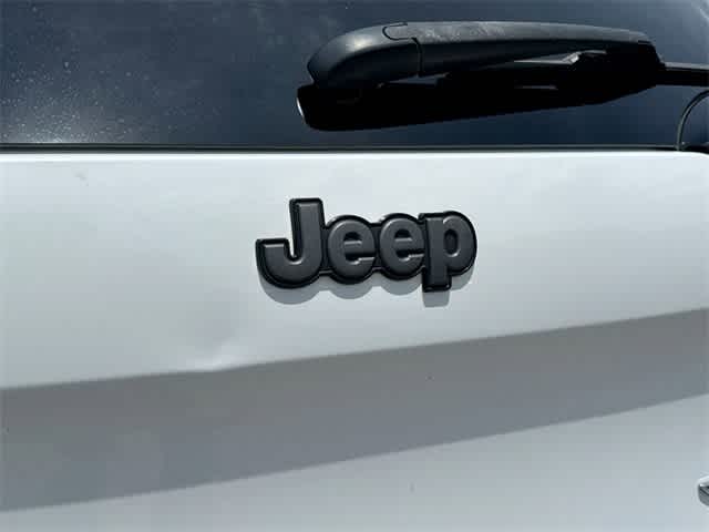 Thumbnail: 2014 Jeep Cherokee - 10