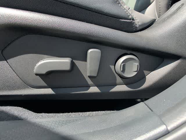 Thumbnail: 2026 Subaru Outback - 15