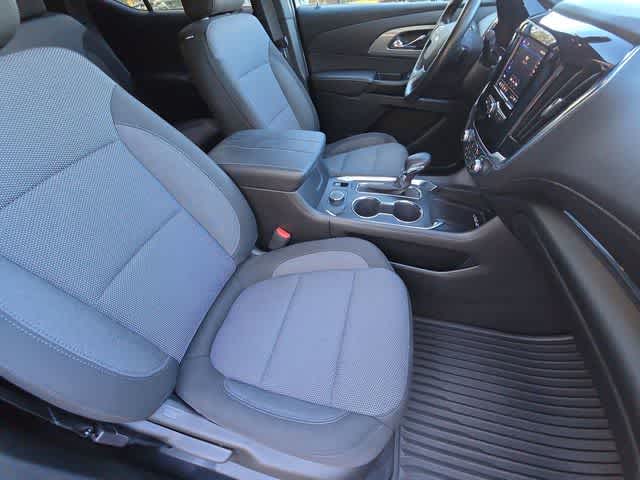Thumbnail: 2023 Chevrolet Traverse - 21