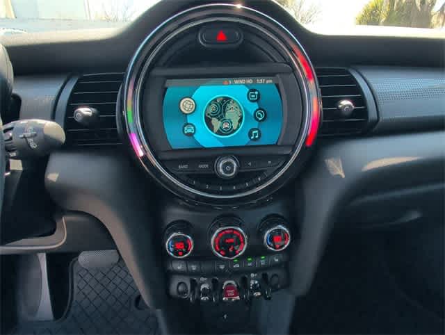 Thumbnail: 2020 MINI Cooper Hardtop - 24