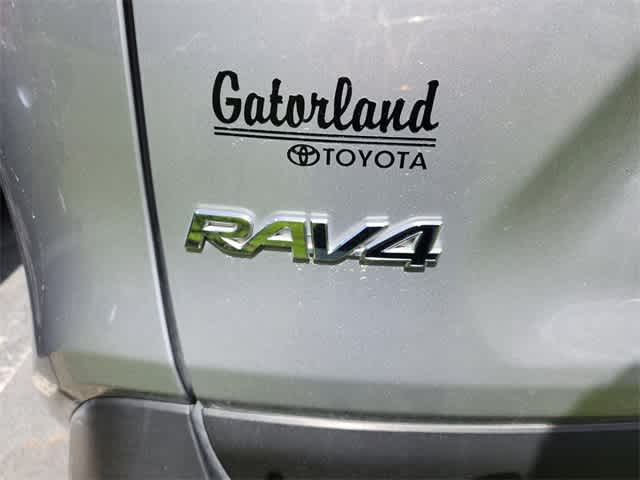 Thumbnail: 2019 Toyota RAV4 - 8