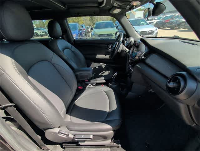 Thumbnail: 2020 MINI Cooper Hardtop - 18