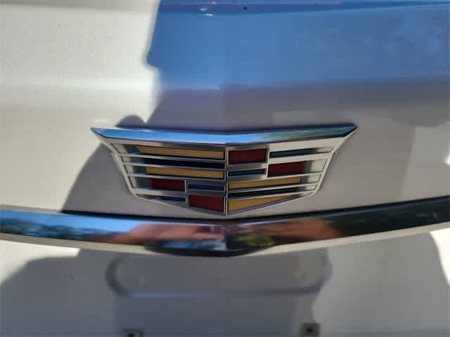 Thumbnail: 2017 Cadillac XT5 - 10