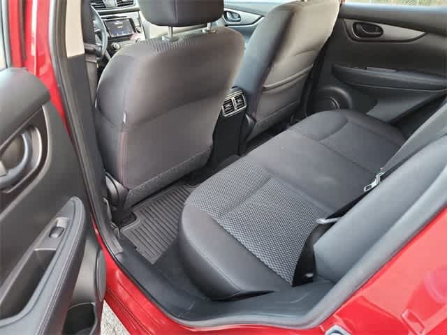 Thumbnail: 2019 Nissan Rogue Sport - 16