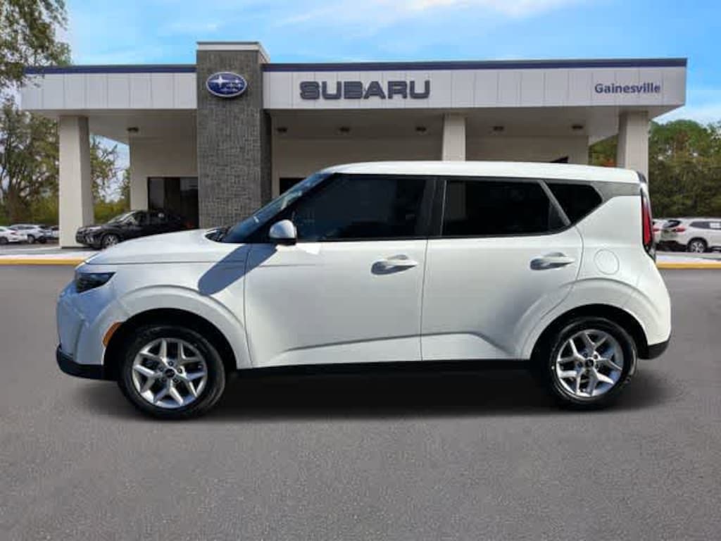 Used 2025 Kia Soul LX Sedan