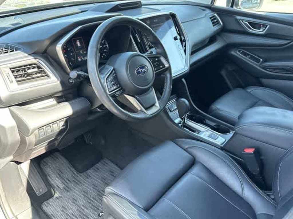 Used 2023 Subaru Ascent Limited SUV