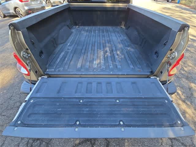 Thumbnail: 2003 Toyota Tundra - 32